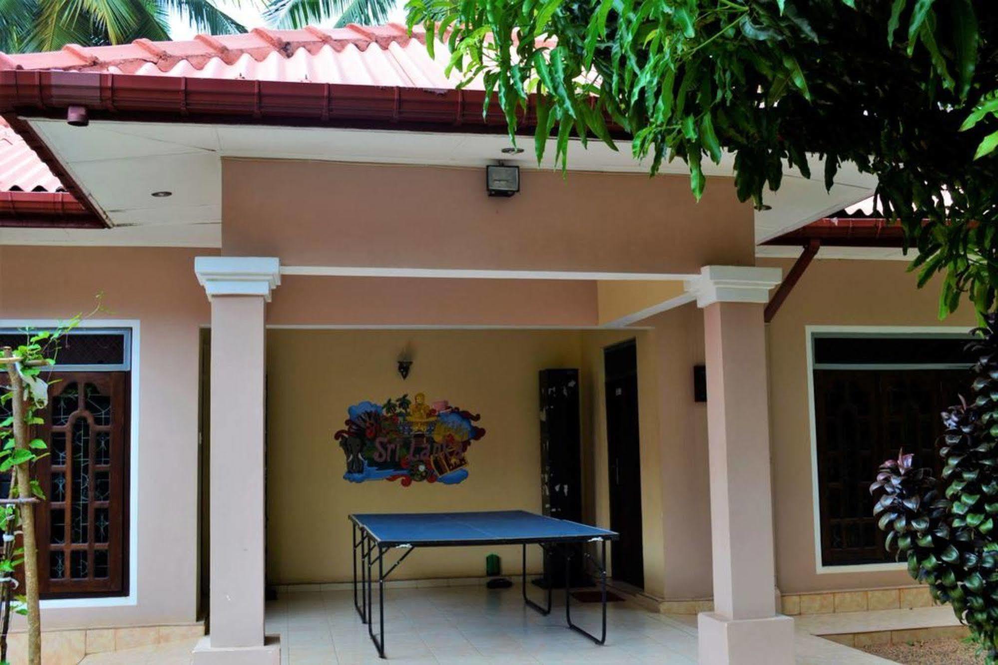 Dambulla City Hostel Esterno foto
